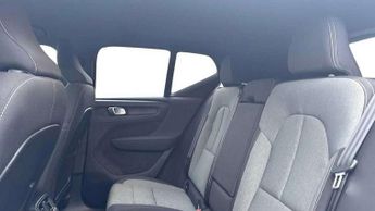 Volvo XC40 Recharge 1.5 T4 Recharge PHEV Plus Dark 5dr Auto