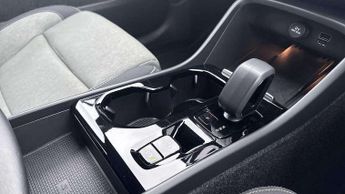 Volvo XC40 Recharge 1.5 T4 Recharge PHEV Plus Dark 5dr Auto