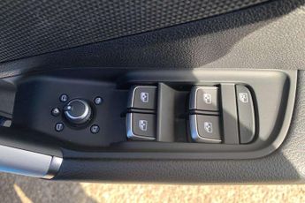 Audi Q2 35 TFSI S Line 5dr S Tronic