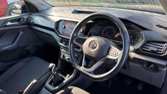Volkswagen T-Cross 1.0 TSI SE 5dr