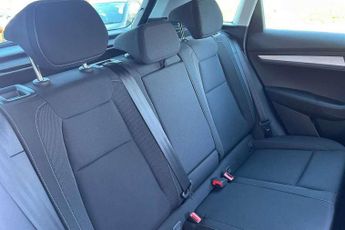 Skoda Karoq 1.0 TSI SE Drive 5dr