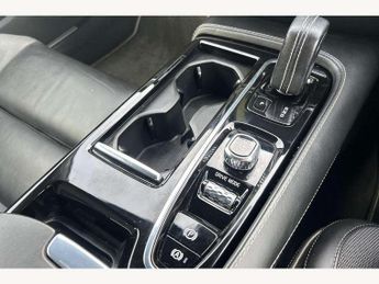 Volvo S60 2.0 T8 Hybrid R DESIGN Plus 4dr AWD Auto