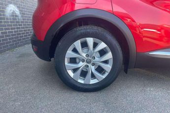 Renault Captur 1.3 TCE 130 Iconic 5dr