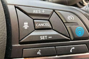 Nissan Juke 1.6 Hybrid Tekna 5dr Auto