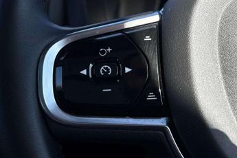 Volvo XC60 2.0 T6 [350] RC PHEV Plus Dark 5dr AWD Geartronic