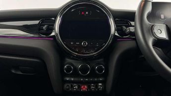 MINI Hatchback 1.5 Cooper Classic 3dr Auto