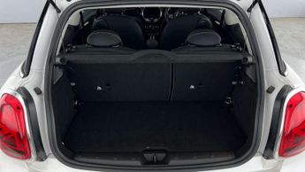 MINI Hatchback 1.5 Cooper Classic 3dr Auto