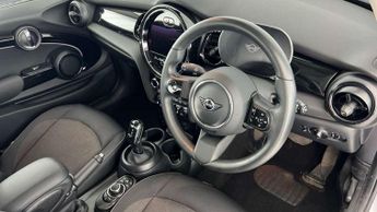 MINI Hatchback 1.5 Cooper Classic 3dr Auto