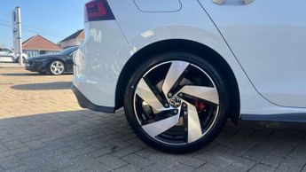Volkswagen Golf GTI 2.0 TSI 300 GTI Clubsport 5dr DSG