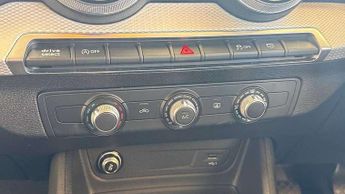 Audi Q2 30 TFSI Technik 5dr