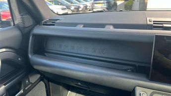 Land Rover Defender 5.0 P525 V8 Carpathian Edition 90 3dr Auto