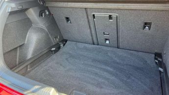 Volkswagen Golf 1.5 eTSI Active 5dr DSG