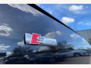 Audi A4 35 TFSI Black Edition 4dr S Tronic