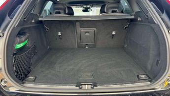 Volvo XC60 2.0 B5P Plus Black Edition 5dr AWD Geartronic