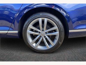 Volkswagen Passat 1.5 TSI EVO 150 GT 4dr [Panoramic Roof]