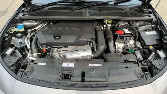 Peugeot 308 1.6 Hybrid Allure Premium 5dr e-EAT8