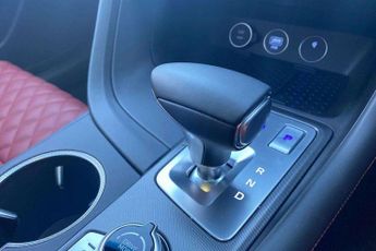 Genesis G70 2.2D Sport Line 5dr Auto [Innovation Pack]