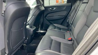 Volvo XC60 2.0 B4D R DESIGN 5dr Geartronic