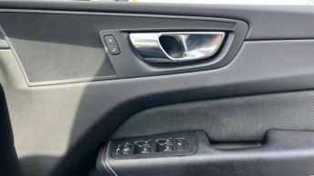 Volvo XC60 2.0 B4D R DESIGN 5dr Geartronic