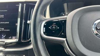 Volvo XC60 2.0 B4D R DESIGN 5dr Geartronic