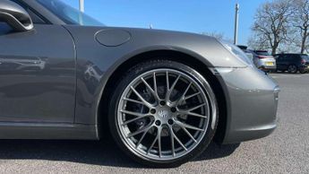 Porsche 911 2dr PDK