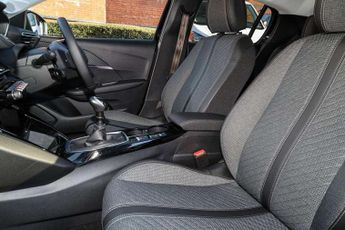 Peugeot 208 1.2 PureTech 100 Allure 5dr