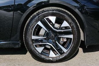 Peugeot 208 1.2 PureTech 100 Allure 5dr