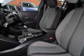 Peugeot 208 1.2 PureTech 100 Allure 5dr