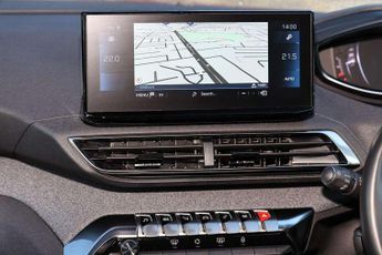 Peugeot 3008 1.2 PureTech Allure Premium+ 5dr EAT8