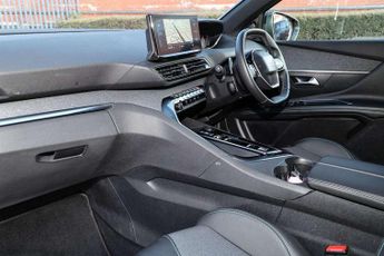 Peugeot 3008 1.2 PureTech Allure Premium+ 5dr EAT8