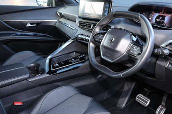 Peugeot 3008 1.2 PureTech Allure Premium+ 5dr EAT8