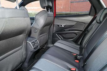 Peugeot 3008 1.2 PureTech Allure Premium+ 5dr EAT8
