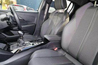 Peugeot 208 1.2 PureTech 100 GT 5dr