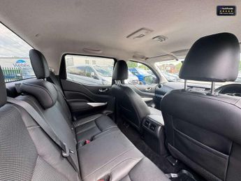 Nissan Navara Double Cab Pick Up Tekna 2.3dCi 190 TT 4WD Auto
