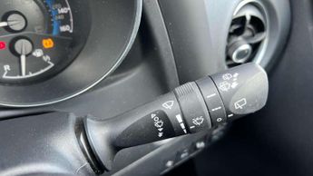 Toyota Auris 1.8 Hybrid GB25 5dr CVT