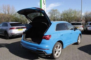 Audi Q3 40 TDI Quattro S Line 5dr S Tronic