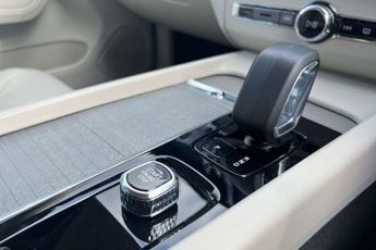 Volvo XC60 2.0 B5P Core 5dr AWD Geartronic