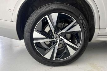 Volvo XC90 2.0 B5P [250] Plus Dark 5dr AWD Geartronic