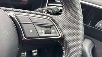 Audi A4 Avant 40 TDI 204 Quattro Black Edition 5dr S Tronic