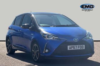 Toyota Yaris 1.5 Hybrid Red Bi-tone 5dr CVT