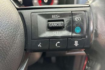 Nissan Qashqai 1.3 DiG-T MH Tekna 5dr