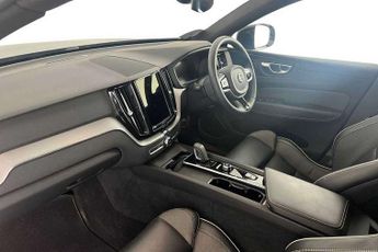 Volvo XC60 2.0 B5P R DESIGN 5dr AWD Geartronic