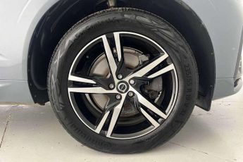 Volvo XC60 2.0 B5P R DESIGN 5dr AWD Geartronic
