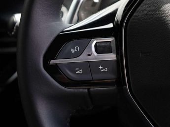 Peugeot 2008 1.2 PureTech 130 Allure 5dr EAT8