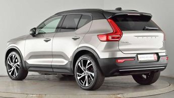 Volvo XC40 2.0 B4P R DESIGN Pro 5dr Auto [7 speed]