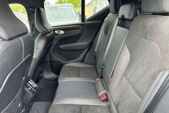 Volvo XC40 2.0 B4P R DESIGN 5dr AWD Auto