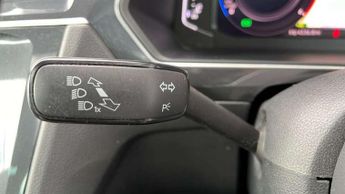 Volkswagen Tiguan 2.0 TDi 150 4Motion R-Line Tech 5dr DSG