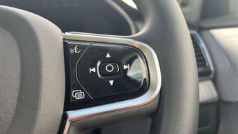 Volvo XC90 2.0 B6P Ultimate Dark 5dr AWD Geartronic
