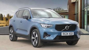 Volvo XC40 2.0 B3P Plus Dark 5dr Auto