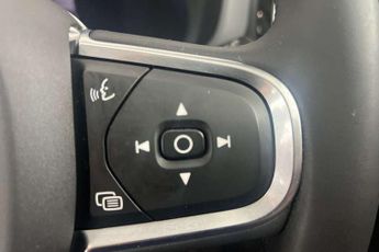 Volvo XC60 2.0 B5P Core 5dr AWD Geartronic